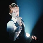 Скачать Life On Mars? (Live at Fashion Rocks) - Arcade Fire & David Bowie
