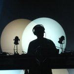 Скачать Closer - DJ Fresh vs DJ Shadow