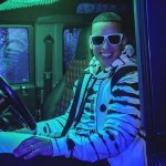 Скачать Ginza (Remix) - J Balvin feat. De La Ghetto, Arcangel, Daddy Yankee, Nicky Jam, Farruko, Yandel Y Zion