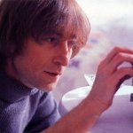 Скачать Happy Xmas (war is over) - John Lennon & Yoko Ono and The Plastic Ono Band