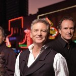 Larry Gatlin & The Gatlin Brothers - All The Gold In California