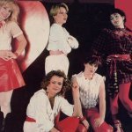 The Whole World Lost Its Head - The Go-Go's
